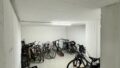 Innenansicht eines Fahrradkellers im Penthouse mit Dachterrasse in Landau.