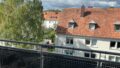 Helle 3-ZKB-Wohnung mit sonnigem Balkon und Mansardenzimmer in Landau, ideal für Familien und Single.